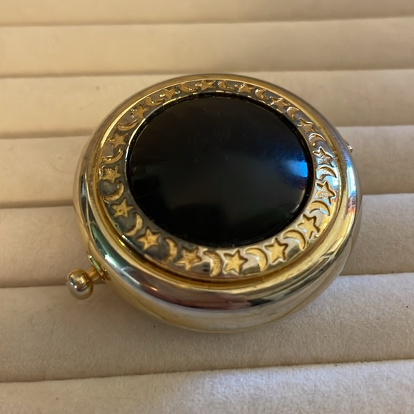 Vintage Estée Lauder, compact, transparent powder